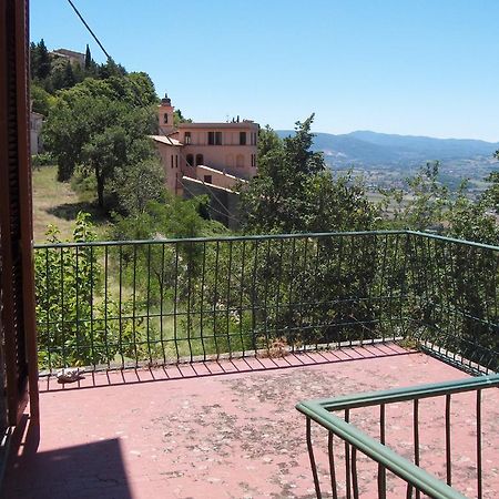 Agriturismo Il Palazzetto Apartment Campello sul Clitunno Cameră foto