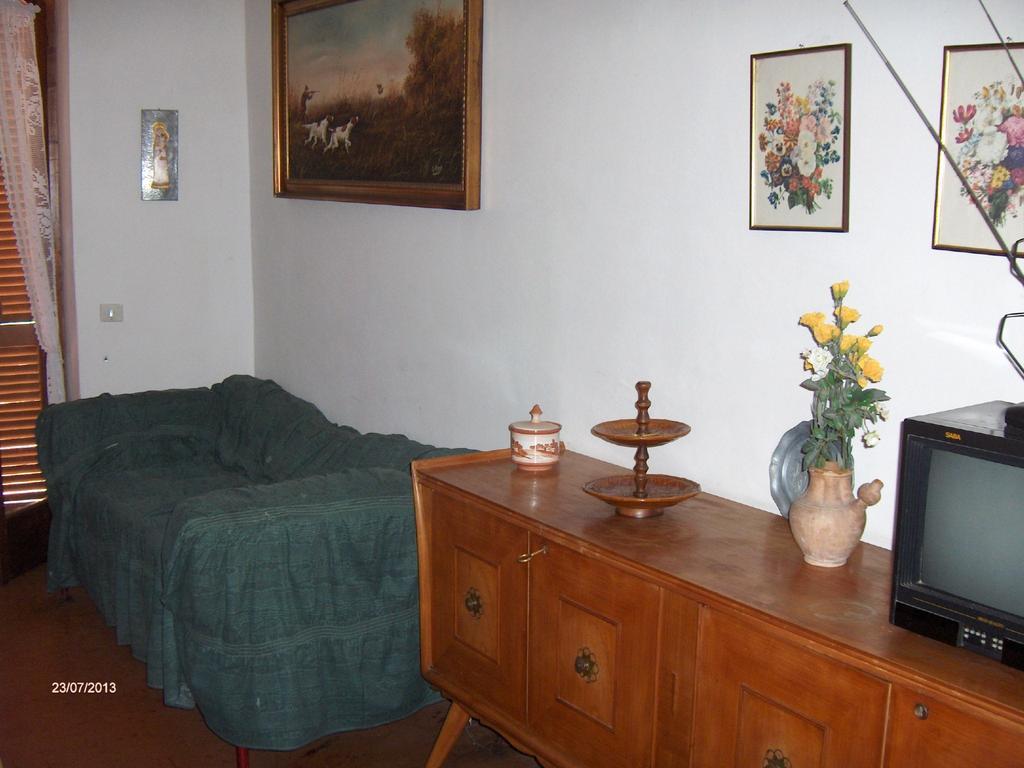 Agriturismo Il Palazzetto Apartment Campello sul Clitunno Cameră foto