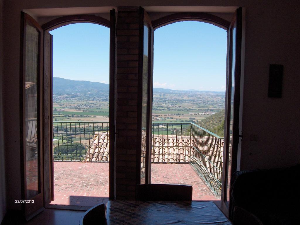 Agriturismo Il Palazzetto Apartment Campello sul Clitunno Cameră foto